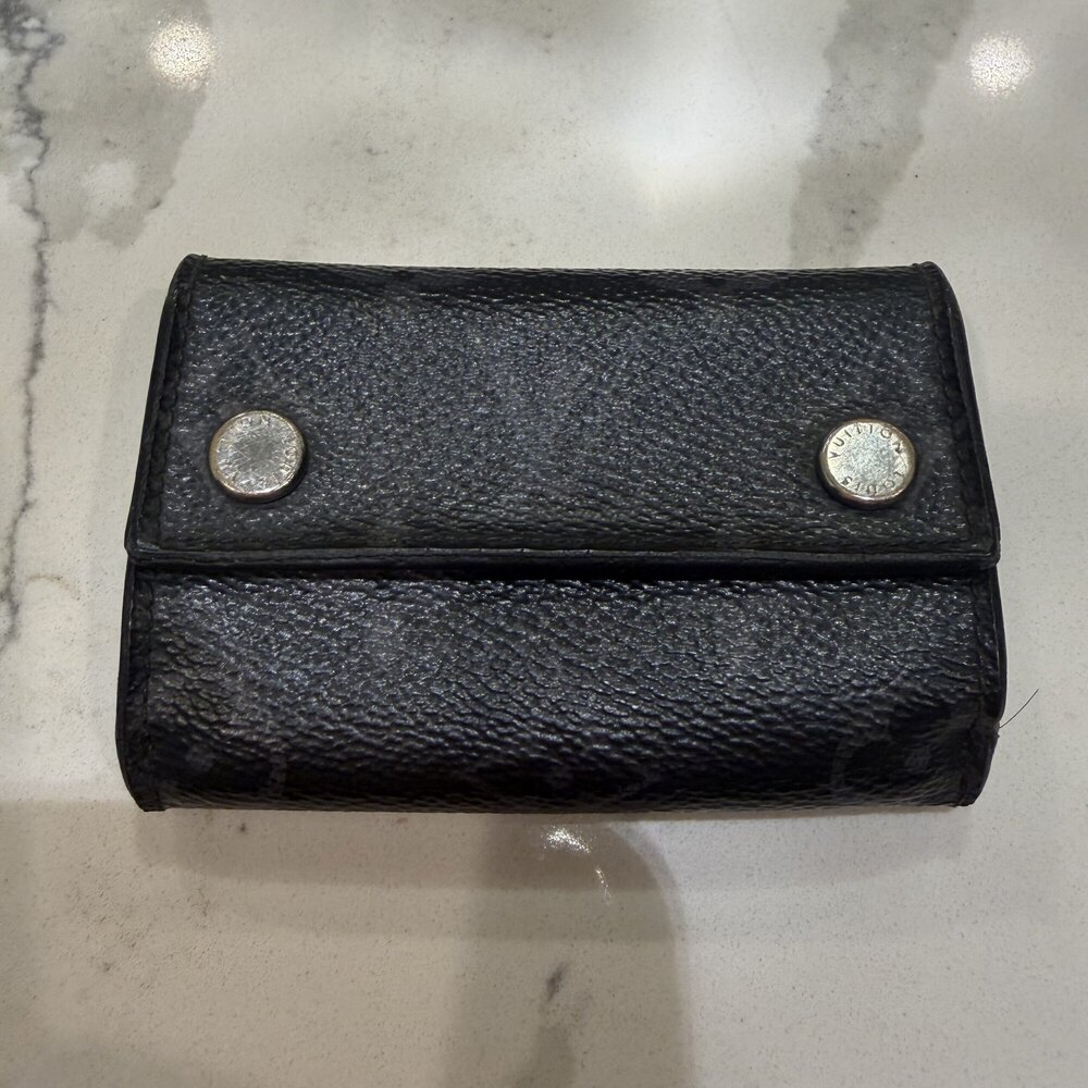 Louis Vuitton Monogram Eclipse Discovery Compact Wallet